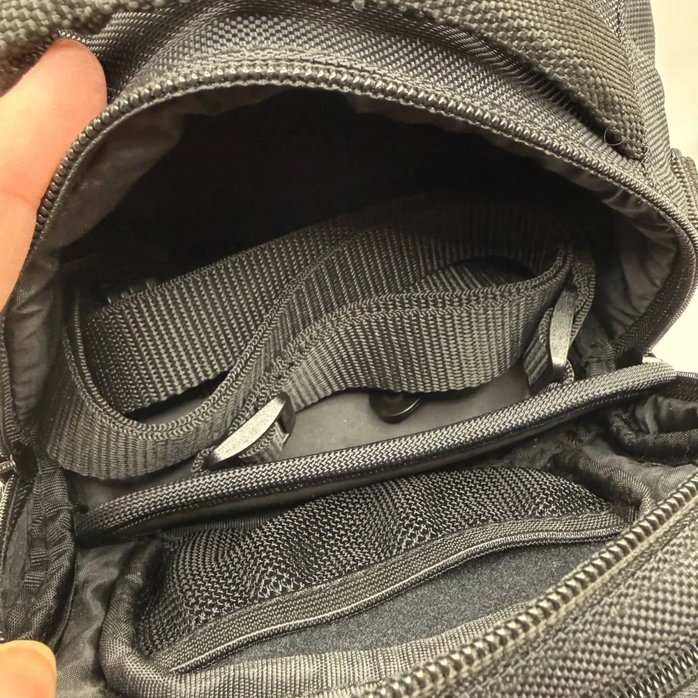 🔴 Samsonite Black Camara Bag